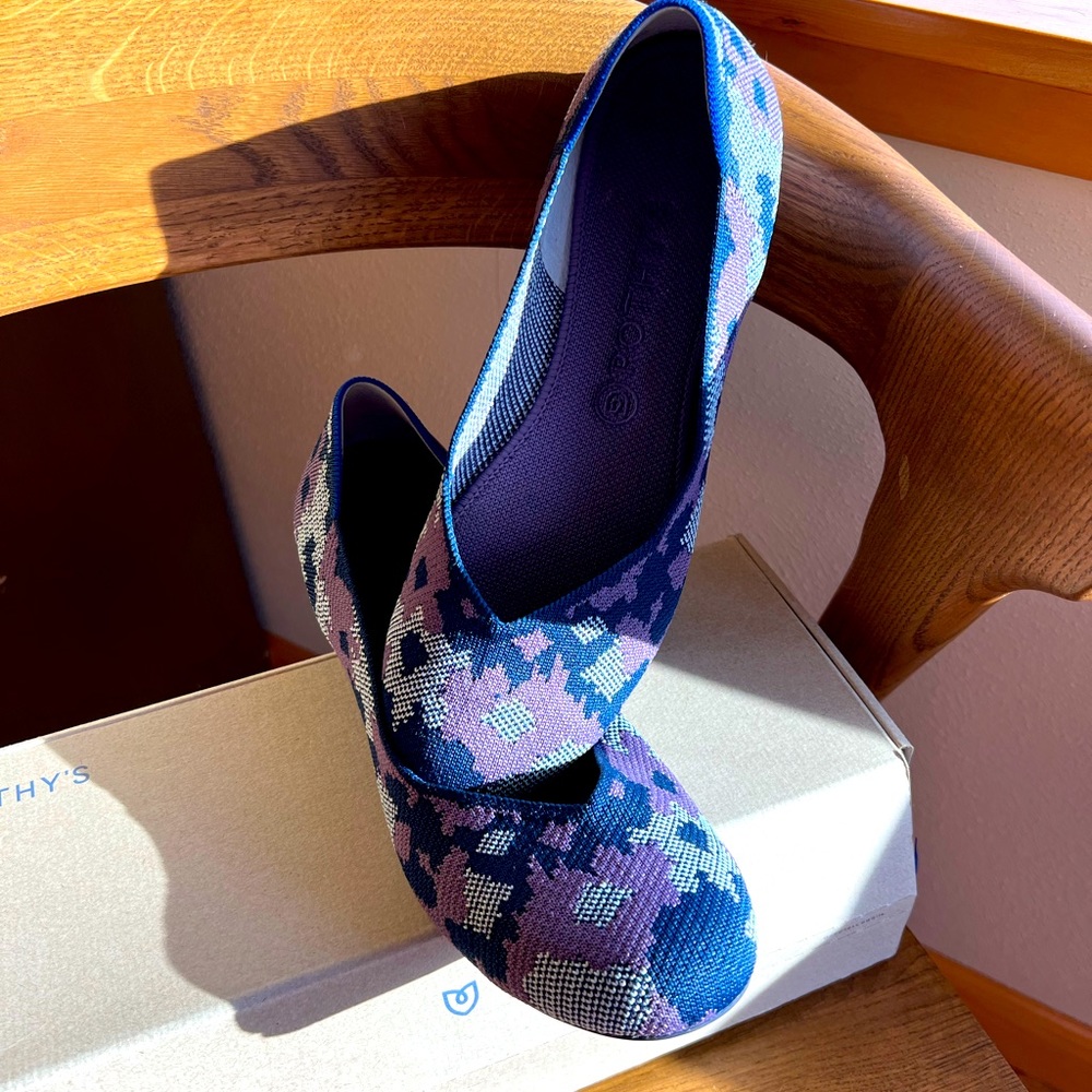 Limited edition Rothy’s violet botanicamo flat size 11